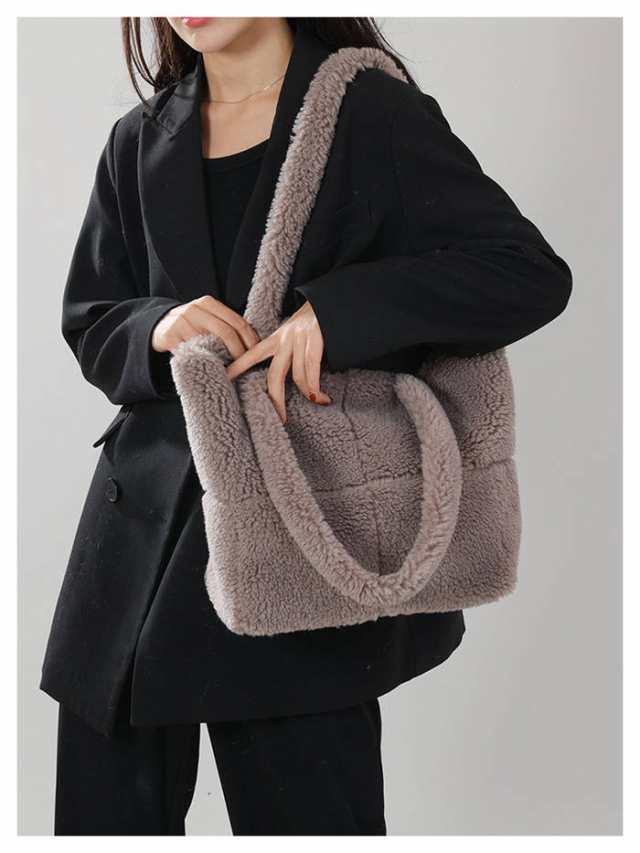 バッグ トート ショルダーバッグ レディース ボアバッグ 鞄 カバン 肩掛け 大きい おしゃれ シンプル 通勤 通学 可愛い 大容量 無地 プレゼント