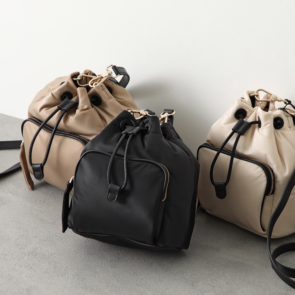 Furla フルラ ショルダーバッグ GAIA ガイア WE00653 BX3172 レディース ハンドバッグ 巾着バッグ 鞄 カラー3色 【mega】 Furla フルラ ショルダーバッグ GAIA ガイア WE00653 BX3172 レディース ハンドバッグ 巾着バッグ 鞄 カラー3色 【mega】