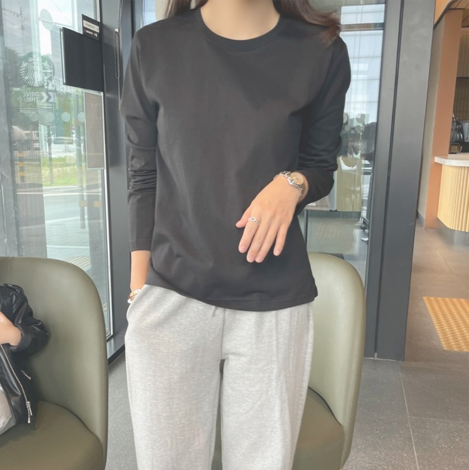 トップス Tシャツ シャツ カットソー 白シャツ トップス 袖あり 長袖 Uネック ラウンドネック 襟なし ストレート 大人可愛い シンプル カジュアル おしゃれ 楽天市場】トップス Tシャツ 白トップス クロップド丈 袖あり
