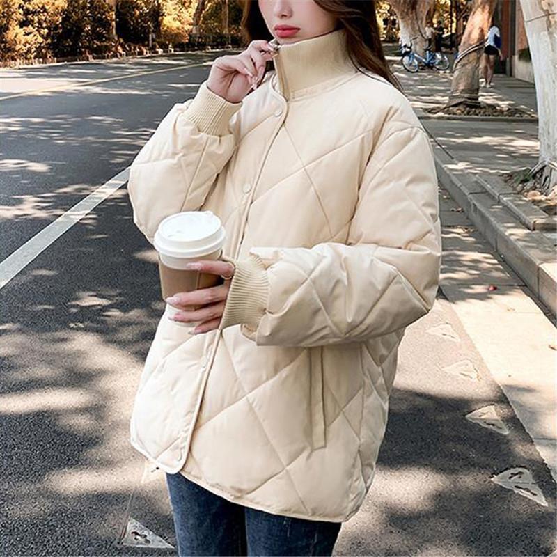 万能流行感 ダウンジャケット レディース 中綿ジャケット 冬服 ゆったり 立ち襟 中綿入り 暖かい 秋冬 保温 防寒 キルティングダウン ショートダウン 防風 軽量 通勤 万能流行感 ダウンジャケット レディース 中綿ジャケット 冬服 ゆったり 立ち襟 中綿入り 暖かい 秋冬 保温 防寒 キルティングダウン ショートダウン 防風 軽量 通勤