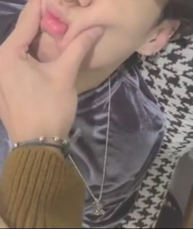 Qoo10] HANNA543 HANNA BTS V BTSテテ着用ブ