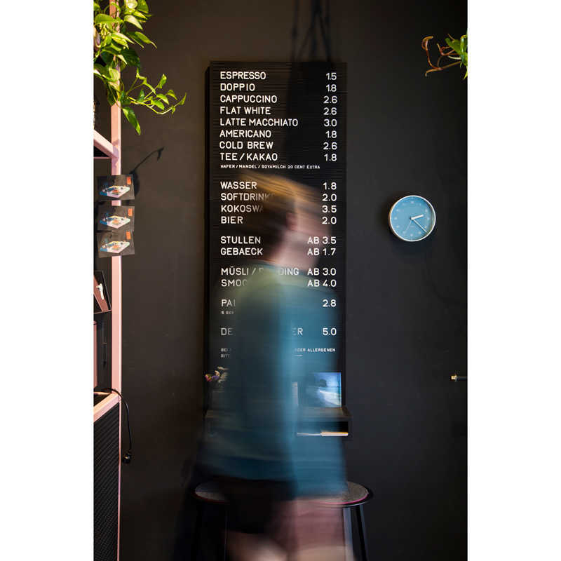 タカタレムノス　AIRAエアラネイビー　LC18-03 NV