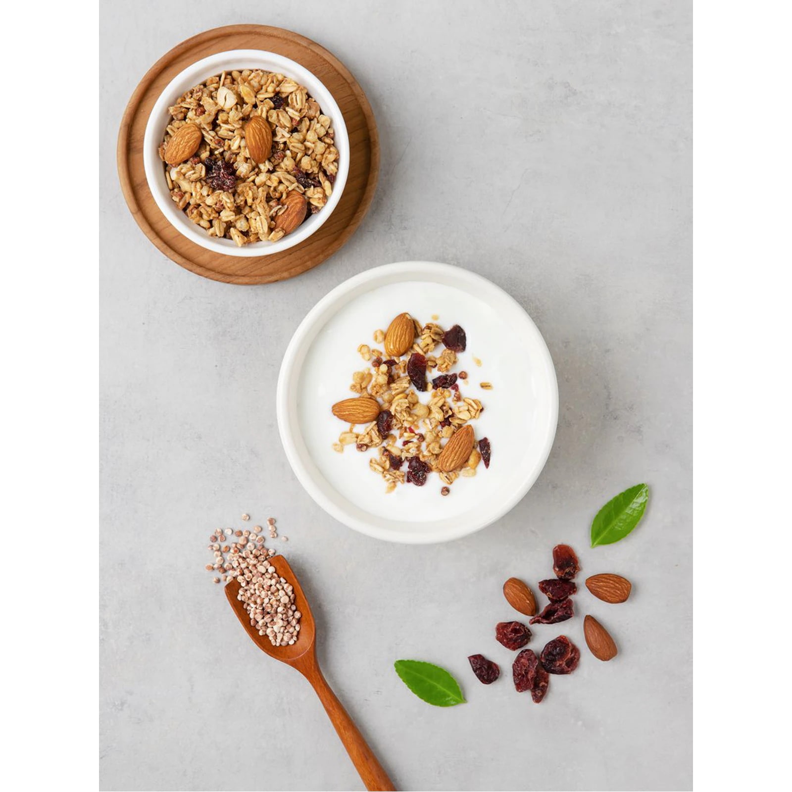 リアル グラノーラ アーモンド クランベリー 380g X 2個 リアル グラノーラ アーモンド クランベリー 380g X 2個