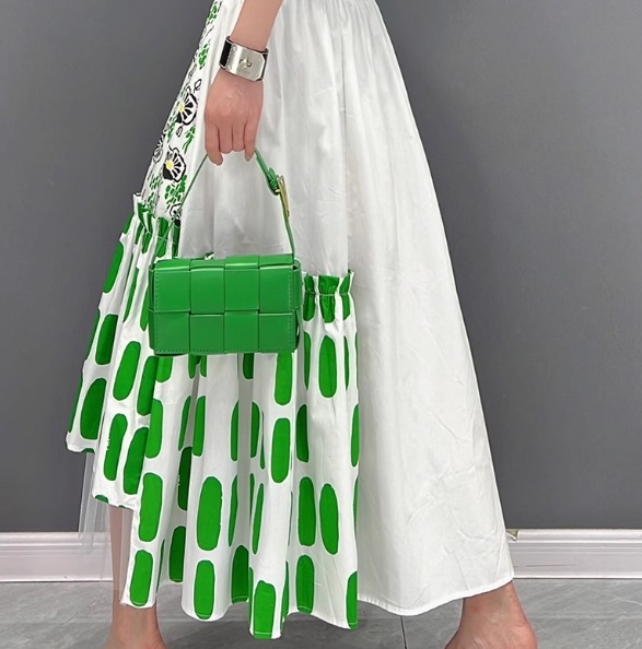 レディース スカート ミモレ フレア アシンメトリー フェミニン レース ハイウエスト コンサバ 切り替えデザイン きれいめ カジュアル 上品 おしゃれ かっこいい レトロ アジアン エスニック レディース スカート ミモレ フレア アシンメトリー フェミニン レース ハイウエスト コンサバ 切り替えデザイン きれいめ カジュアル 上品 おしゃれ かっこいい レトロ アジアン エスニック