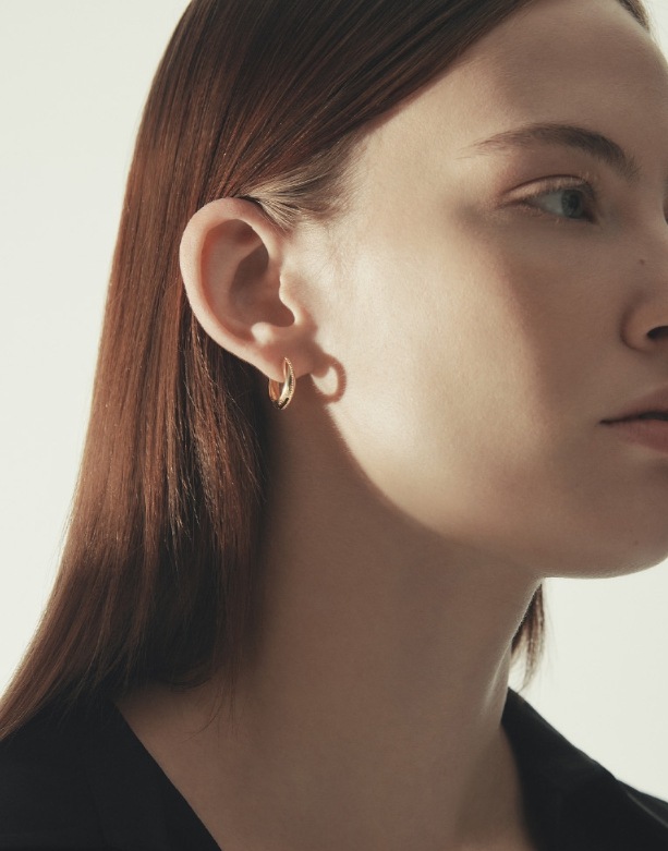 ピアス HYERES LOR Champagne Moon Silver (Y) Goutte Oval Earrings M HYERES LOR】Champagne Moon Silver Gutte Oval Earrings (M