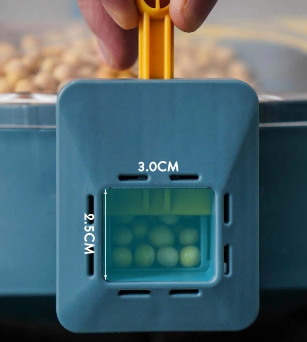 米びつ 8.5L お米収納 回転式 壁に取り付け おしゃれ キッチン用品 キッチン収納 保存容器 ライスボックス プラスチック 漏斗 計量カップ付き ホワイト ネイビー ハトムギ 小豆 楽天海外通販 米びつ 8.5L お米収納 回転式 壁に取り付け おしゃれ キッチン用品 キッチン収納 保存容器 ライスボックス プラスチック 漏斗 計量カップ付き ホワイト ネイビー ハトムギ 小豆 楽天海外通販