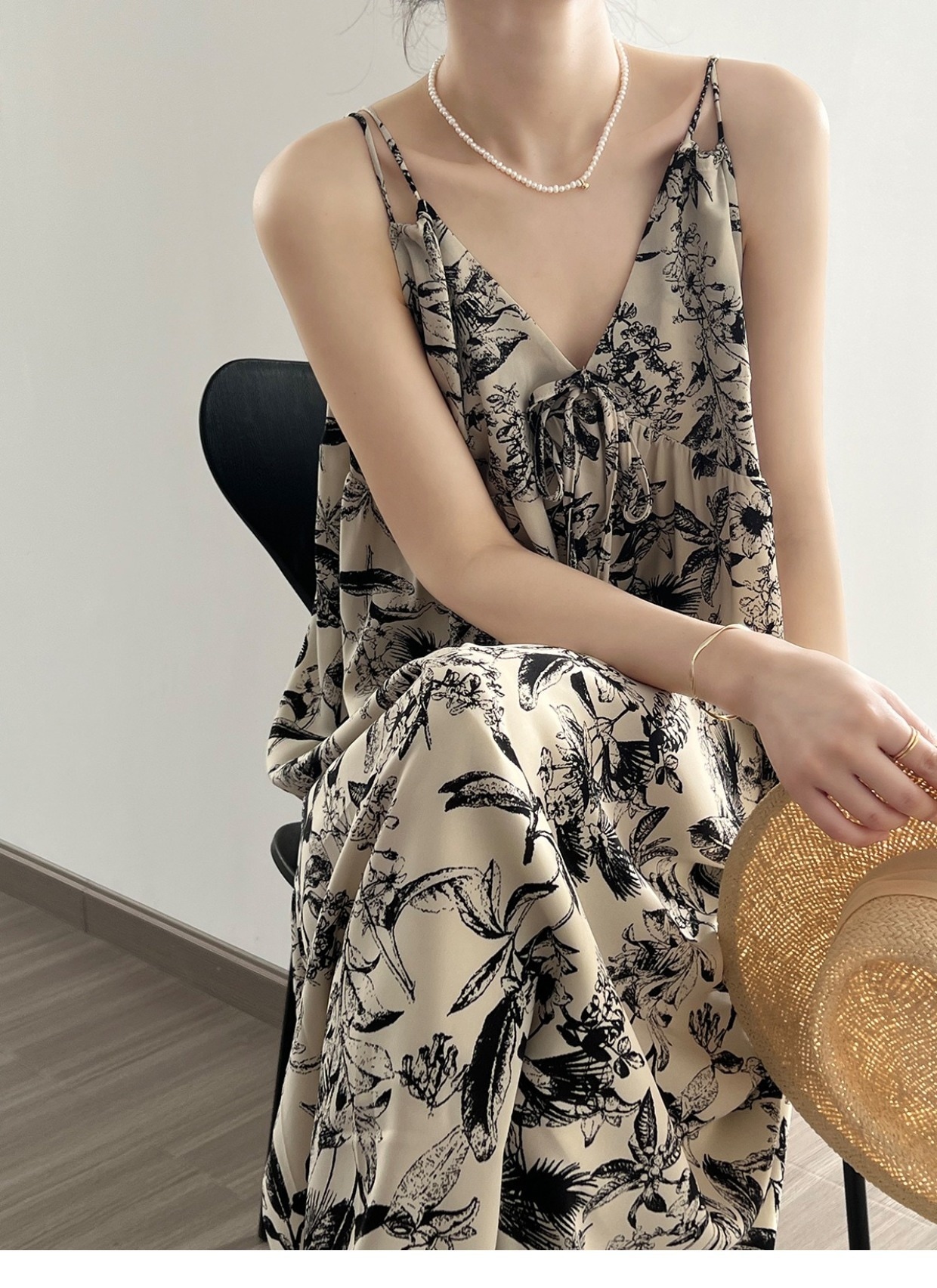 ワンピース レディース キャミソールワンピース M L 韓国 キャミワンピ ロング ロング丈 Vネック ワイド フレア 切り替え 裾フレア ゆったり かわいい 大人可愛い きれいめ エレガント シック ワンピース レディース キャミソールワンピース M L 韓国 キャミワンピ ロング ロング丈 Vネック ワイド フレア 切り替え 裾フレア ゆったり かわいい 大人可愛い きれいめ エレガント シック