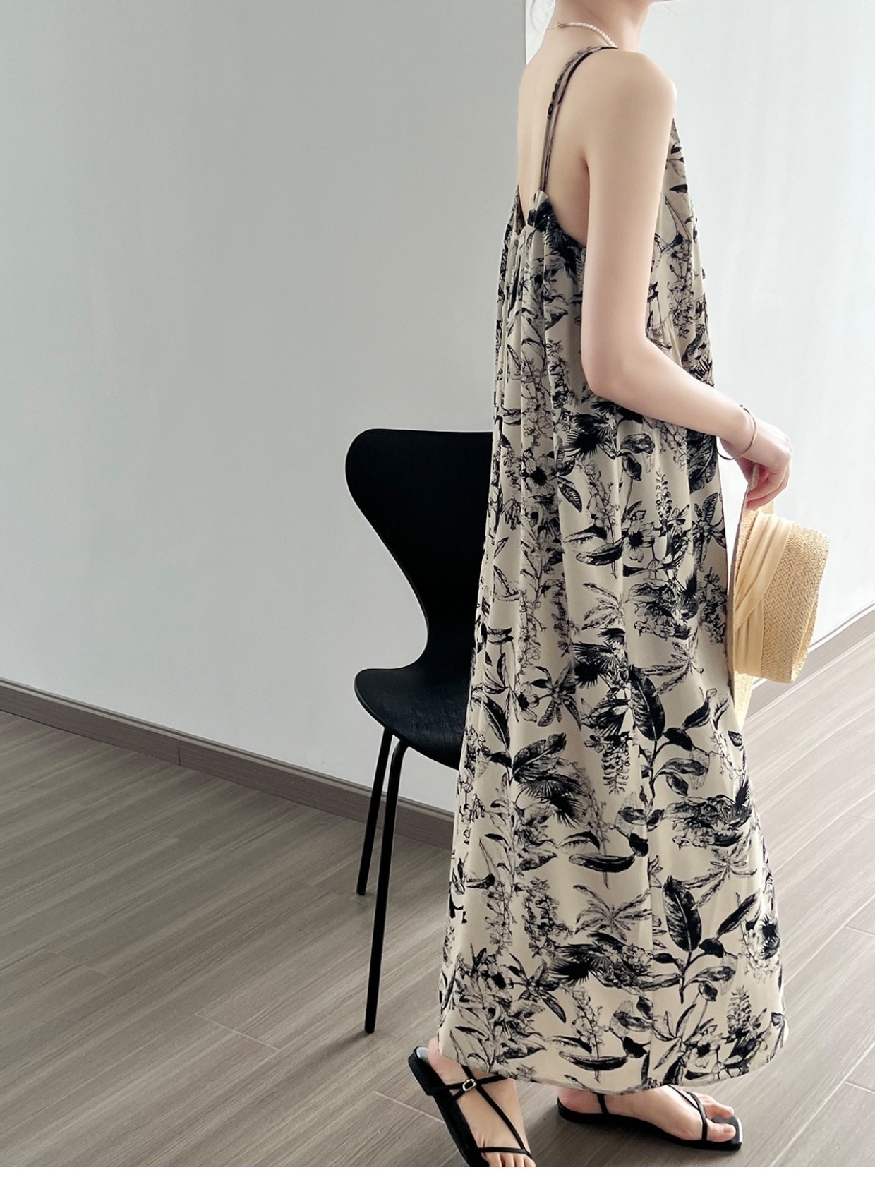 ワンピース レディース キャミソールワンピース M L 韓国 キャミワンピ ロング ロング丈 Vネック ワイド フレア 切り替え 裾フレア ゆったり かわいい 大人可愛い きれいめ エレガント シック ワンピース レディース キャミソールワンピース M L 韓国 キャミワンピ ロング ロング丈 Vネック ワイド フレア 切り替え 裾フレア ゆったり かわいい 大人可愛い きれいめ エレガント シック