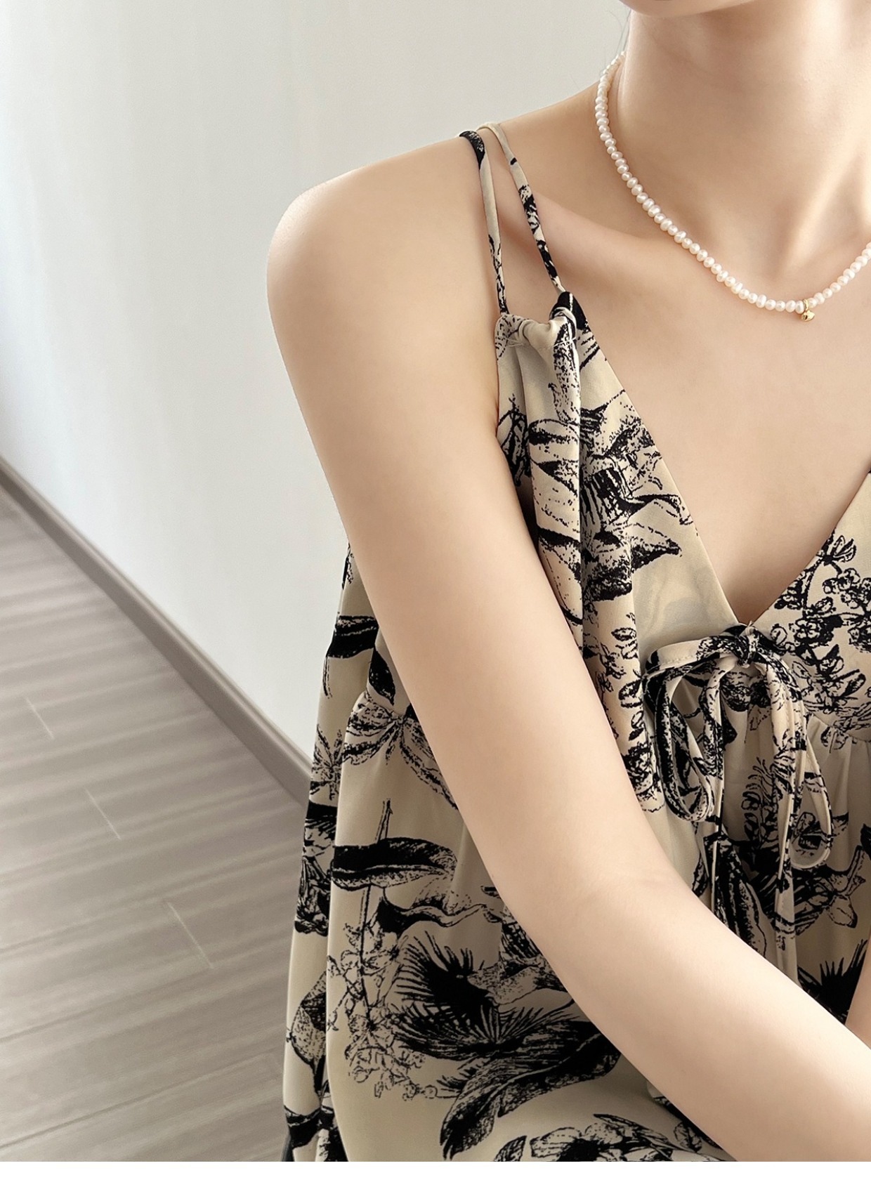 ワンピース レディース キャミソールワンピース M L 韓国 キャミワンピ ロング ロング丈 Vネック ワイド フレア 切り替え 裾フレア ゆったり かわいい 大人可愛い きれいめ エレガント シック ワンピース レディース キャミソールワンピース M L 韓国 キャミワンピ ロング ロング丈 Vネック ワイド フレア 切り替え 裾フレア ゆったり かわいい 大人可愛い きれいめ エレガント シック