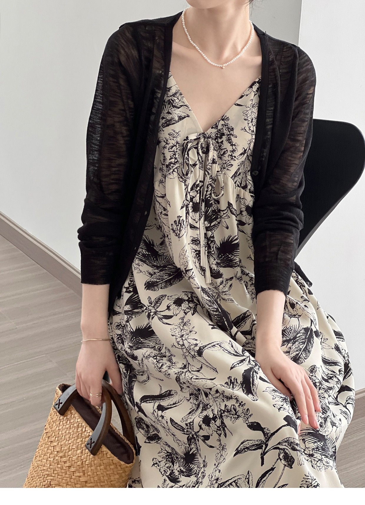 ワンピース レディース キャミソールワンピース M L 韓国 キャミワンピ ロング ロング丈 Vネック ワイド フレア 切り替え 裾フレア ゆったり かわいい 大人可愛い きれいめ エレガント シック ワンピース レディース キャミソールワンピース M L 韓国 キャミワンピ ロング ロング丈 Vネック ワイド フレア 切り替え 裾フレア ゆったり かわいい 大人可愛い きれいめ エレガント シック