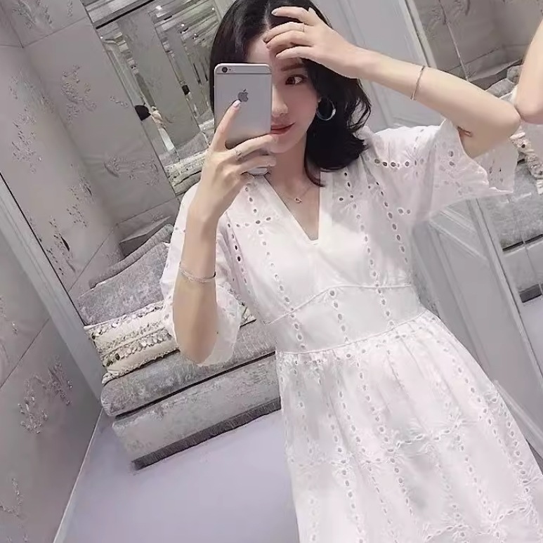 レディース ワンピース プルオーバー ドレス ロングスカート レーススカート ミモレ 半袖 Vネック 襟なし レース ハイウエスト 透け感 薄手 かわいい 大人可愛い きれいめ シンプル カジュアル レディース ワンピース プルオーバー ドレス ロングスカート レーススカート ミモレ 半袖 Vネック 襟なし レース ハイウエスト 透け感 薄手 かわいい 大人可愛い きれいめ シンプル カジュアル