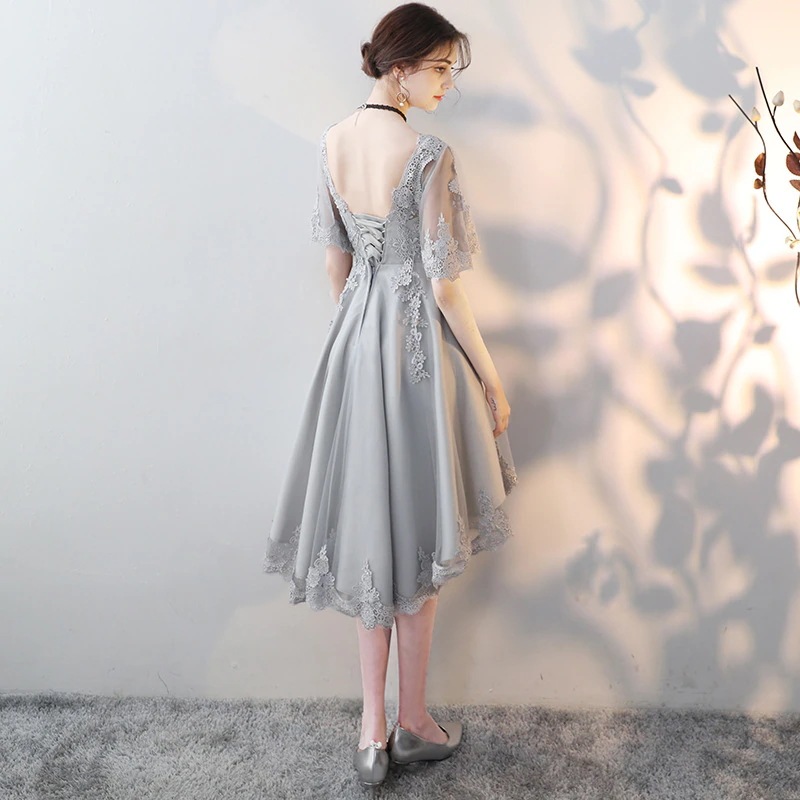 大きいサイズのイブニングドレスの女性は薄くて肉を覆う花嫁介添人ドレス宴会小さな短い小さなニッチな高級ドレス秋