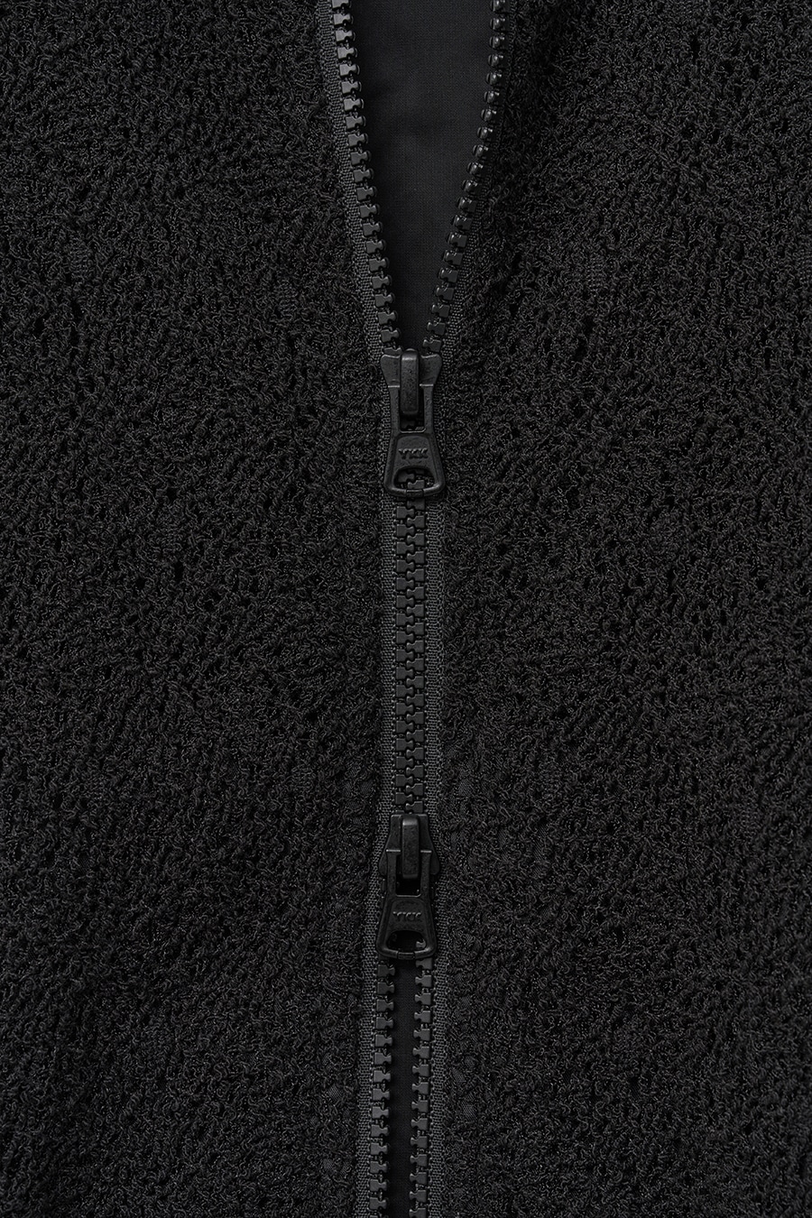 【INSILENCE】 LACE ZIP-UP JUMPER : BLACK