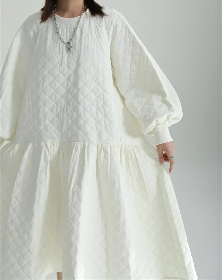 期間限定上質! キルティング ワンピース ロング丈 レディース 冬用服 真冬用 厚手 キルトニット 中綿 ゆったり 長袖 セミフォーマル服 Aライン 大きいフレア 着痩せ ミモレ丈 大きいサイズ Uネ 期間限定上質! キルティング ワンピース ロング丈 レディース 冬用服 真冬用 厚手 キルトニット 中綿 ゆったり 長袖 セミフォーマル服 Aライン 大きいフレア 着痩せ ミモレ丈 大きいサイズ Uネ