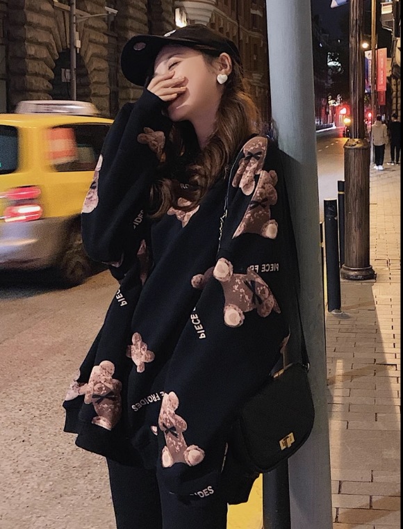 トップス プルオーバー トレーナー 袖あり 長袖 ラウンドネック 襟なし ワイド かわいい シンプル カジュアル おしゃれ お洒落 こなれ感 ラフ ラブリー キュート ガーリー ルーズ 個性的 クール トップス プルオーバー トレーナー 袖あり 長袖 ラウンドネック 襟なし ワイド かわいい シンプル カジュアル おしゃれ お洒落 こなれ感 ラフ ラブリー キュート ガーリー ルーズ 個性的 クール