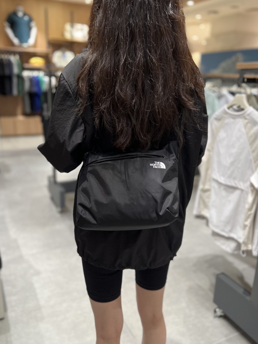 SP CROSS BAG M 3色 新学期 カジュアル 新商品 韓国人気 日常用 旅行用 男女共用 日常服 SP CROSS BAG M 3色 新学期 カジュアル 新商品 韓国人気 日常用 旅行用 男女共用 日常服