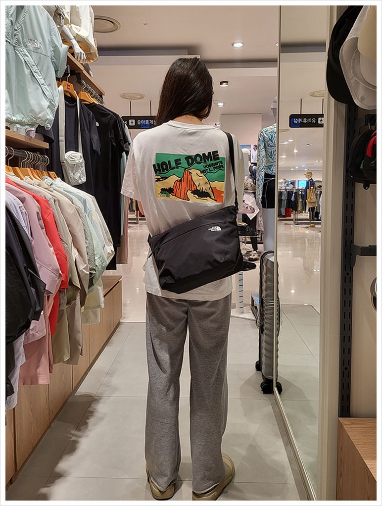 SP CROSS BAG M 3色 新学期 カジュアル 新商品 韓国人気 日常用 旅行用 男女共用 日常服 SP CROSS BAG M 3色 新学期 カジュアル 新商品 韓国人気 日常用 旅行用 男女共用 日常服