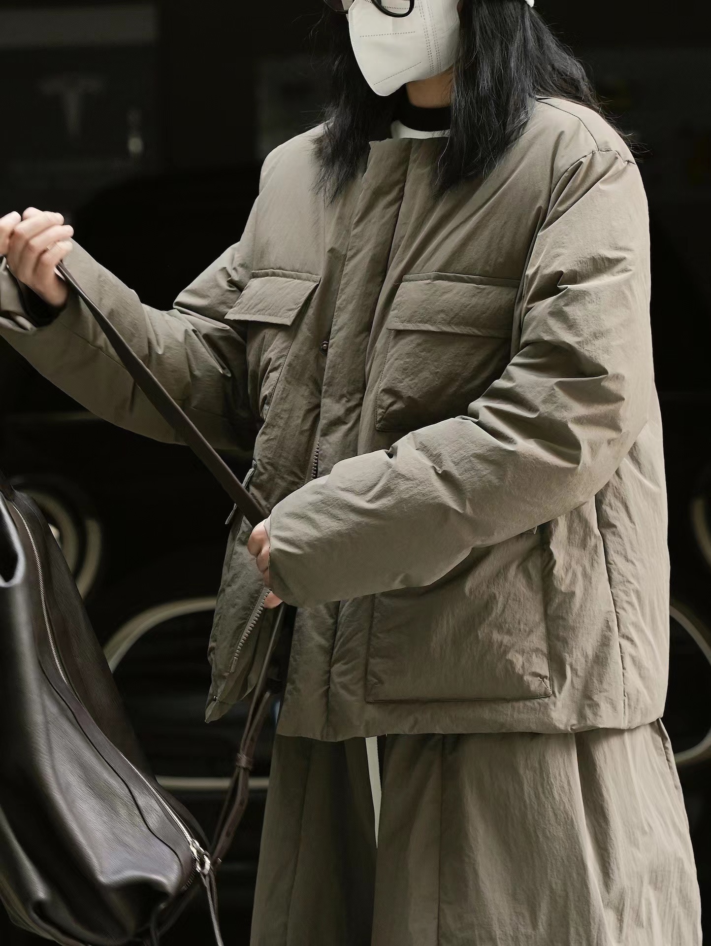 ジャケット ダウン ショート丈 ノーカラー ポケット カジュアル シンプル デザイン TKOR0057 ジャケット ダウン ショート丈 ノーカラー ポケット カジュアル シンプル デザイン TKOR0057