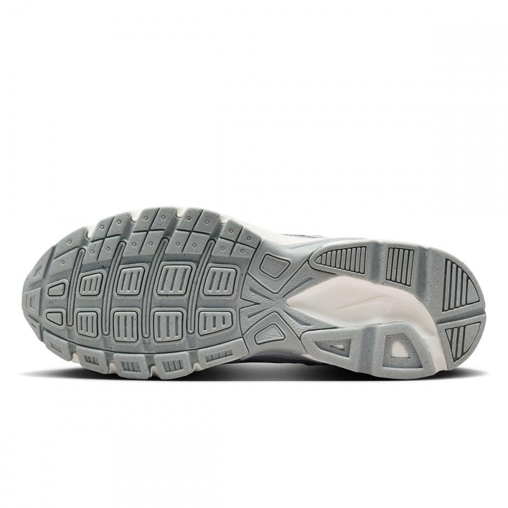 ナイキイニシエーターウィメンズ HQ1511-121 ナイキイニシエーターウィメンズ HQ1511-121