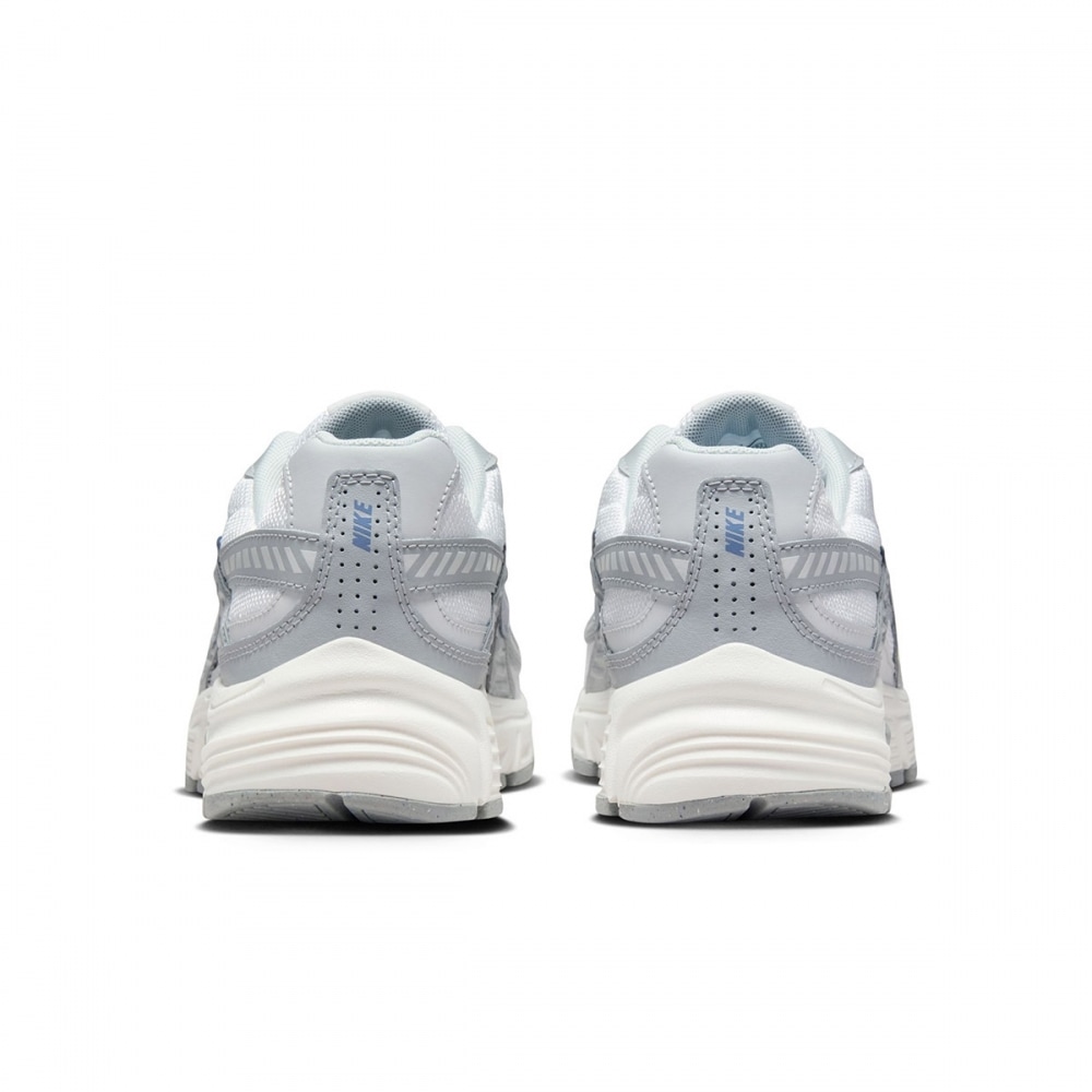 ナイキイニシエーターウィメンズ HQ1511-121 ナイキイニシエーターウィメンズ HQ1511-121