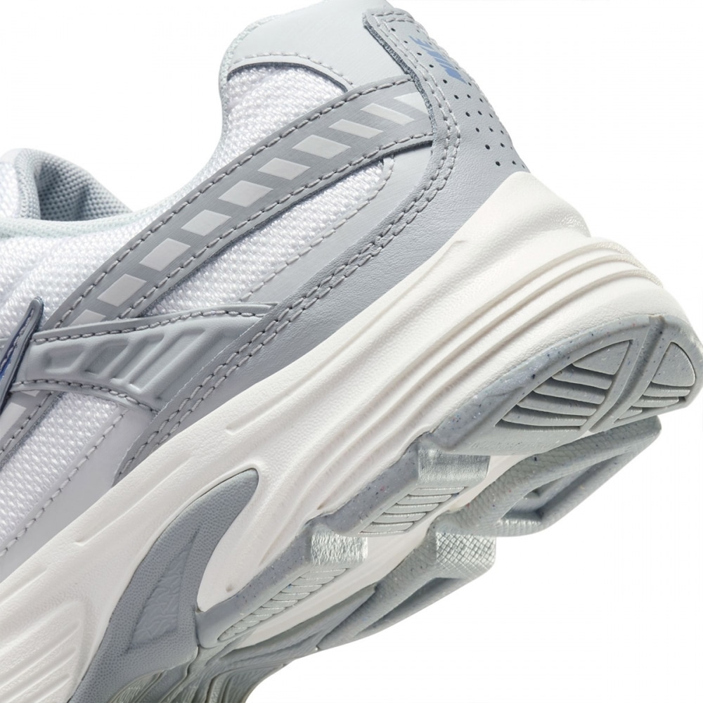 ナイキイニシエーターウィメンズ HQ1511-121 ナイキイニシエーターウィメンズ HQ1511-121