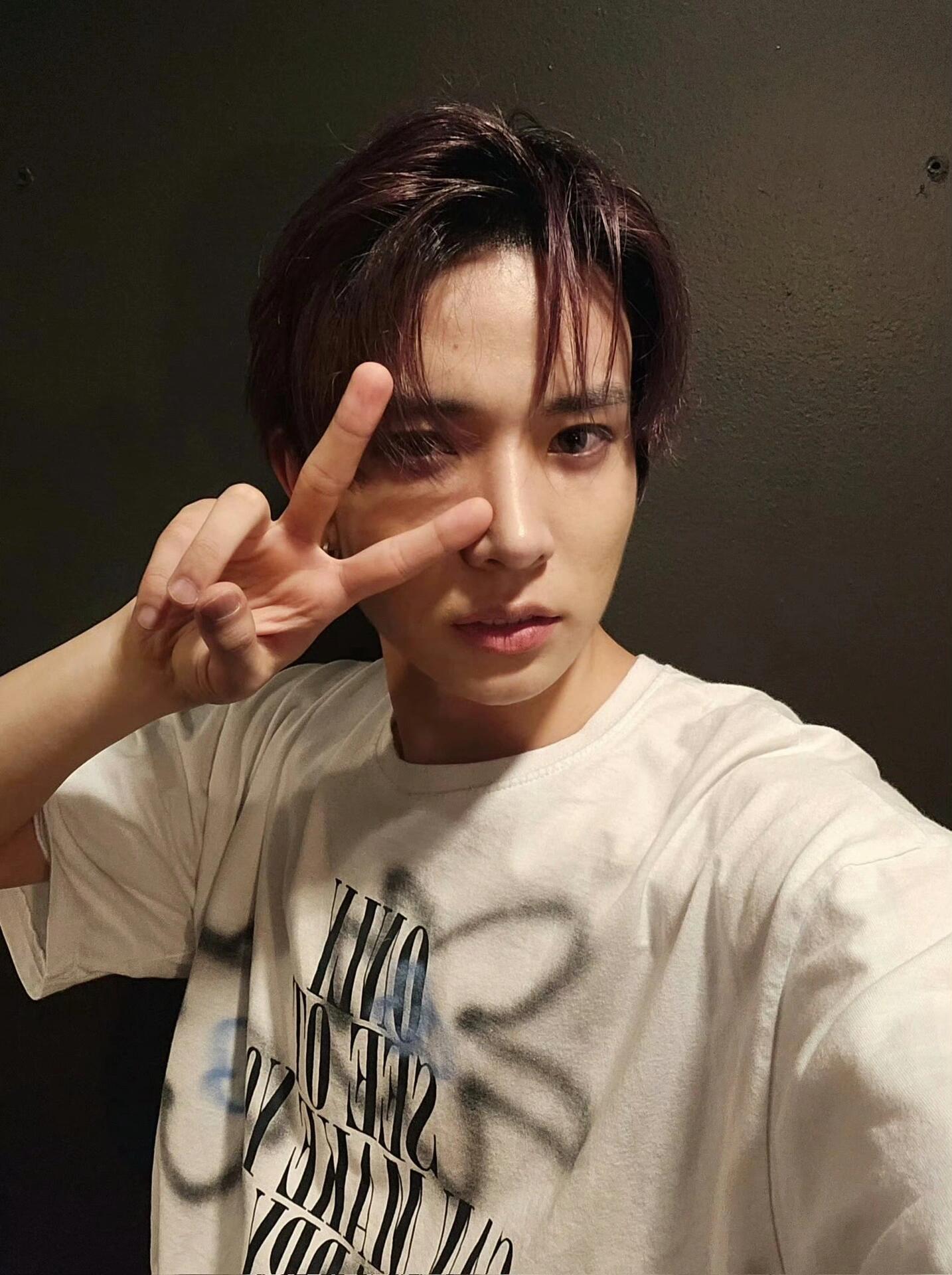 【急速出荷!2枚購入で300円 OFF!】enhypen 李西成半袖白tシャツレディース夏ボトムスシャツtシャツトップス2枚購入でカード1パスケース 【急速出荷!2枚購入で300円 OFF!】enhypen 李西成半袖白tシャツレディース夏ボトムスシャツtシャツトップス2枚購入でカード1パスケース