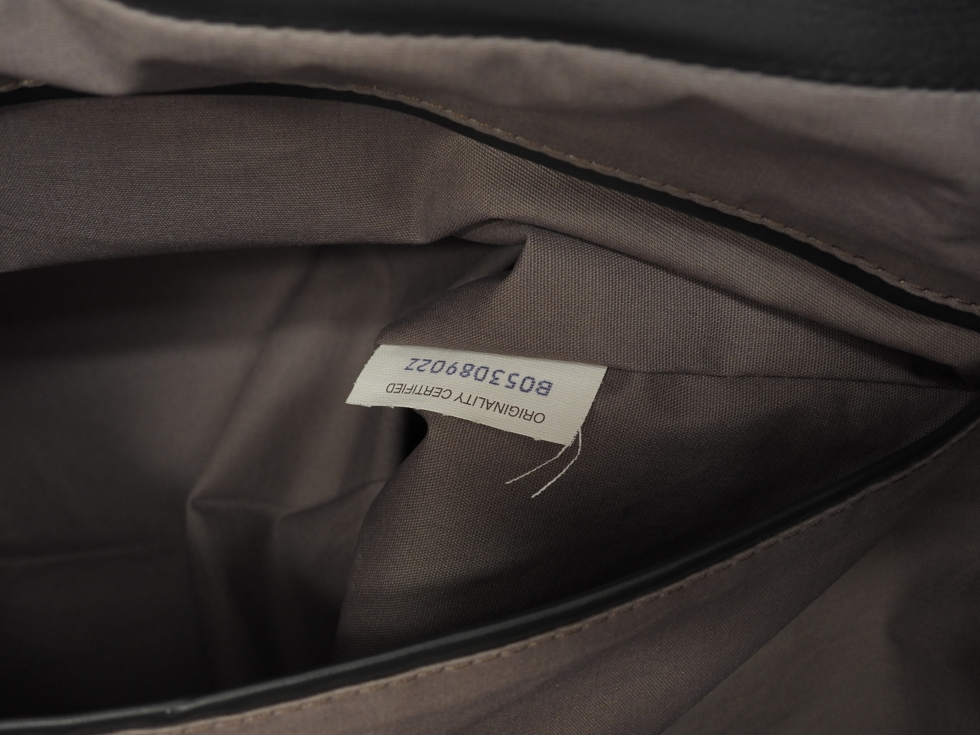 バックパック ラムスキンレザー 灰 リュックサック ハンドバッグ@B05308902Z バックパック ラムスキンレザー 灰 リュックサック ハンドバッグ@B05308902Z