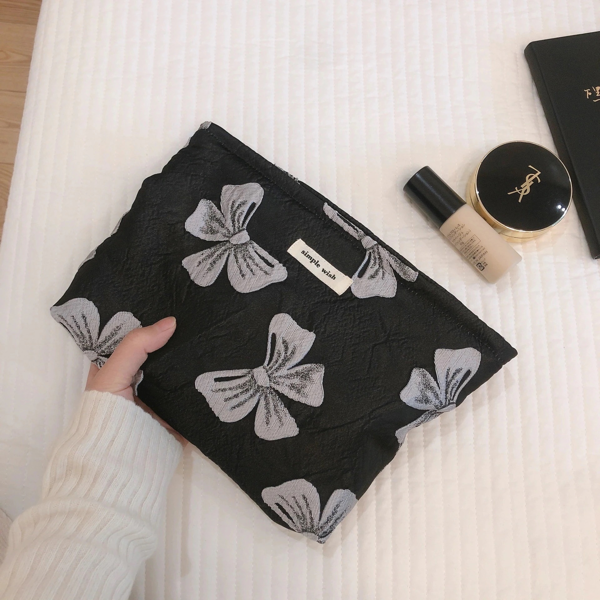 1つ買うと10個無料化粧ポーチ化粧　化粧品収納　カジュアル 女の子　便利　ハンド 大容量　リボン柄化粧ポーチ