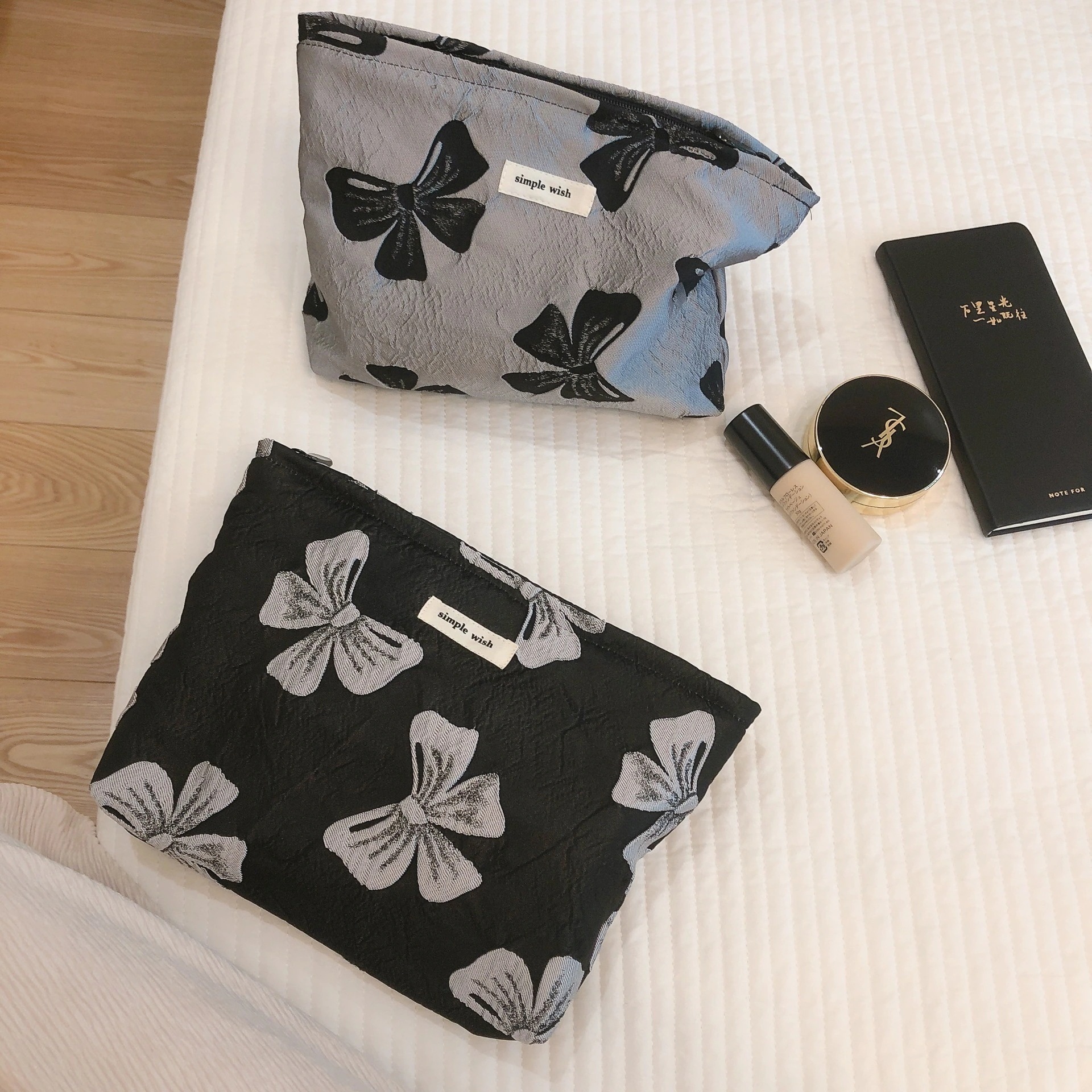 1つ買うと10個無料化粧ポーチ化粧　化粧品収納　カジュアル 女の子　便利　ハンド 大容量　リボン柄化粧ポーチ