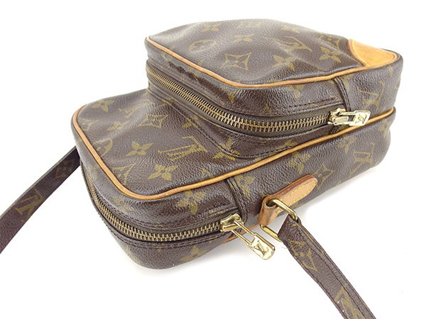 ルイ ヴィトン Louis Vuitton ショルダーバッグ 斜めがけショルダー メンズ可 アマゾン モノグラム ブラウン モノグラムキャンバス 訳あり セール 【中古】 T846 . ルイ ヴィトン Louis Vuitton ショルダーバッグ 斜めがけショルダー メンズ可 アマゾン モノグラム ブラウン モノグラムキャンバス 訳あり セール 【中古】 T846 .
