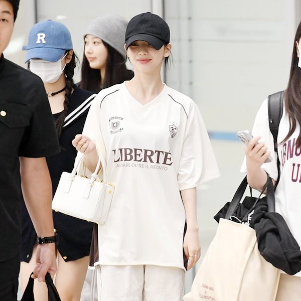 Qoo10] ビバスタジオ [aespa カリナ 着用] FOOTB