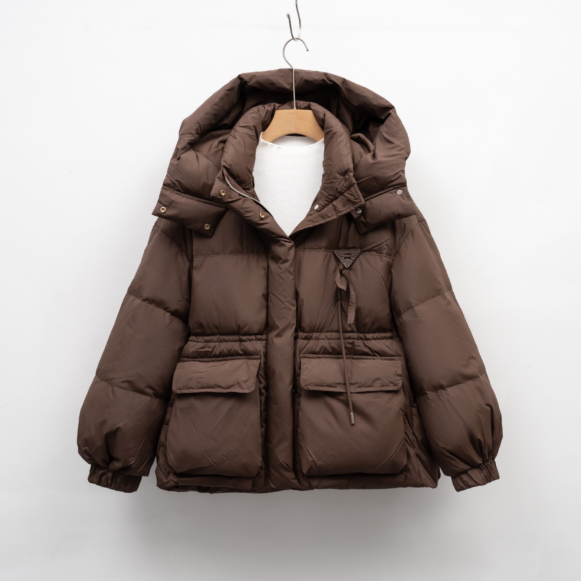 平湖秋冬新作ショートフード付き厚手ルーズパンホワイトダックダウンファッション暖かいジャケットダウンジャケットレディース