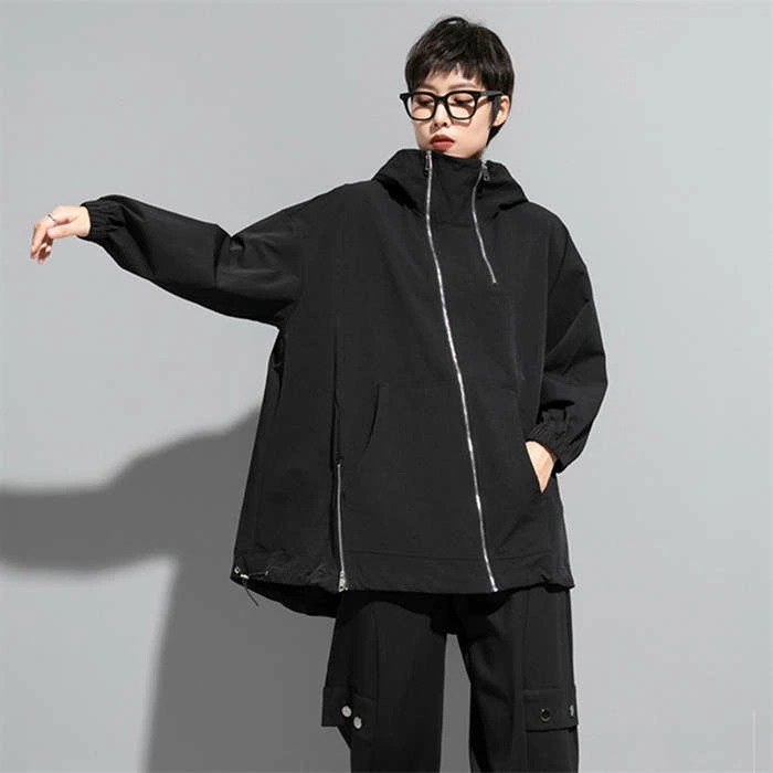 斜めジップパーカーブルゾン ブルゾン パーカー レディース ライトアウター ジャケット 羽織り 長袖 アシンメトリー スタンドカラー 斜めジップ 裾変形 秋 冬 無地 モード系 個性的 大人 カジュア