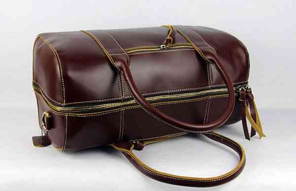 ショルダーバッグ メンズ 人気 多収納 革 2WAY レザー ブランド かっこいい 黒 トートバッグ おしゃれ 斜めがけ 軽量 秋 50代 ナイロン ボディバッグ 小さめ 30代 A4 60代 鞄 大