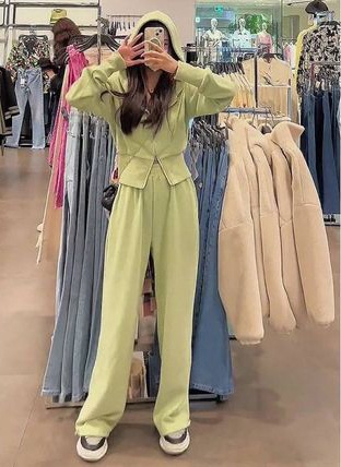 セットアップ ルームウェア スポーツウェア セーター スウェット ジャージ 部屋着 ジッパー ワイドパンツ ミモレ ミモレ丈 ロング ロング丈 長袖 スリム 細身 フード付き ファスナー 上下セット