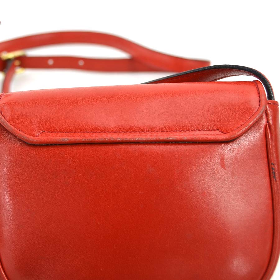 セリーヌ CELINE 斜め掛けショルダーバッグ レザー レッド ゴールド レディース e59554a セリーヌ CELINE 斜め掛けショルダーバッグ レザー レッド ゴールド レディース e59554a