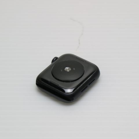 良品Apple Watch SE 40mm Cellularスペースグレイ 249