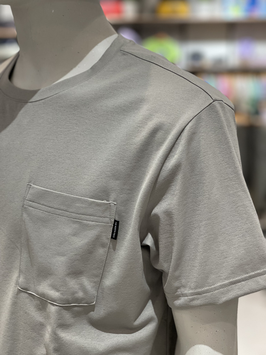 CITY RELEASE EX S/S R/TEE 4色 ノースフェイスTシャツ 新商品 韓国人気 男女共用 韓国ファッション マンツーマン シャツ 女性服 韓国スタイル 学生ファッション 肝節期 夏 CITY RELEASE EX S/S R/TEE 4色 ノースフェイスTシャツ 新商品 韓国人気 男女共用 韓国ファッション マンツーマン シャツ 女性服 韓国スタイル 学生ファッション 肝節期 夏