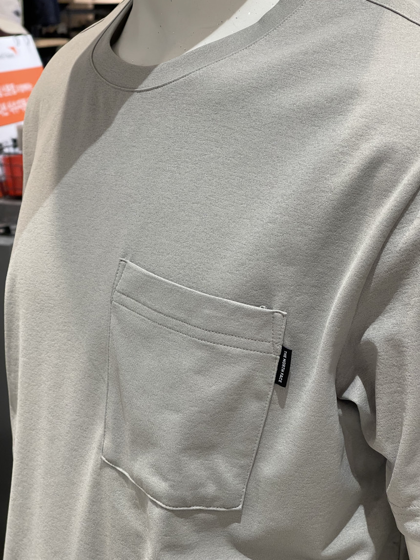 CITY RELEASE EX S/S R/TEE 4色 ノースフェイスTシャツ 新商品 韓国人気 男女共用 韓国ファッション マンツーマン シャツ 女性服 韓国スタイル 学生ファッション 肝節期 夏 CITY RELEASE EX S/S R/TEE 4色 ノースフェイスTシャツ 新商品 韓国人気 男女共用 韓国ファッション マンツーマン シャツ 女性服 韓国スタイル 学生ファッション 肝節期 夏