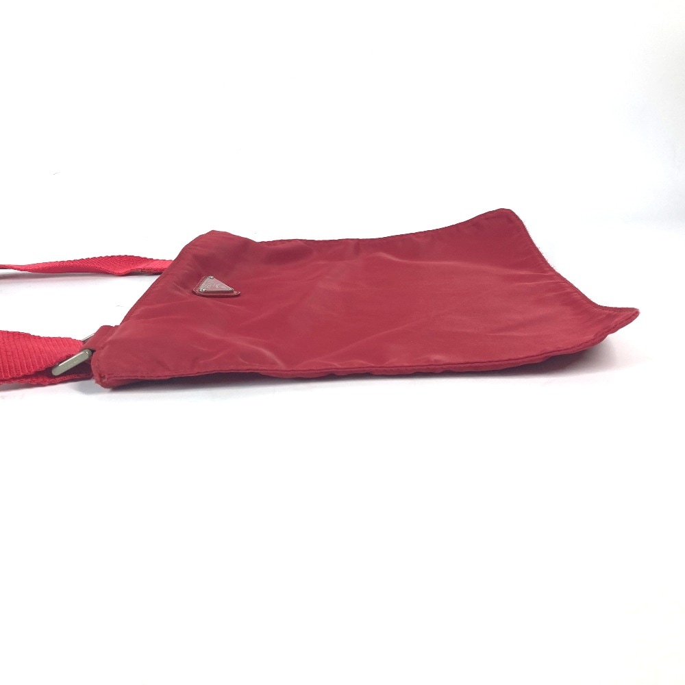 ショルダーバッグ トライアングルロゴ 三角ロゴ プレート ポシェット カバン 斜め掛け ナイロン レッド ショルダーバッグ トライアングルロゴ 三角ロゴ プレート ポシェット カバン 斜め掛け ナイロン レッド