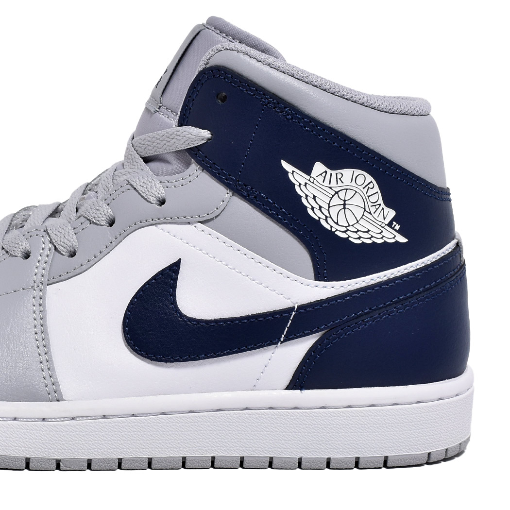 NIKE AIR JORDAN 1 MID 