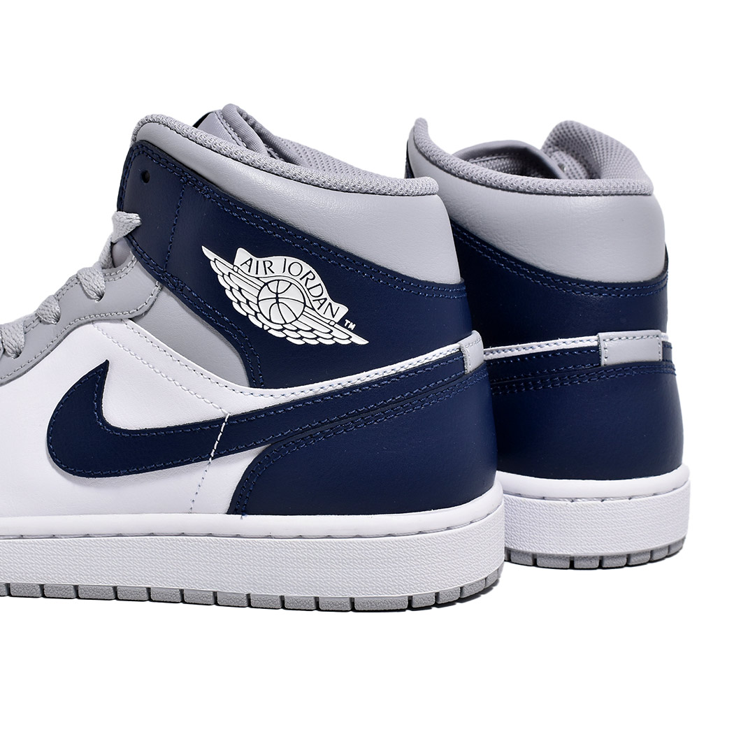 NIKE AIR JORDAN 1 MID 