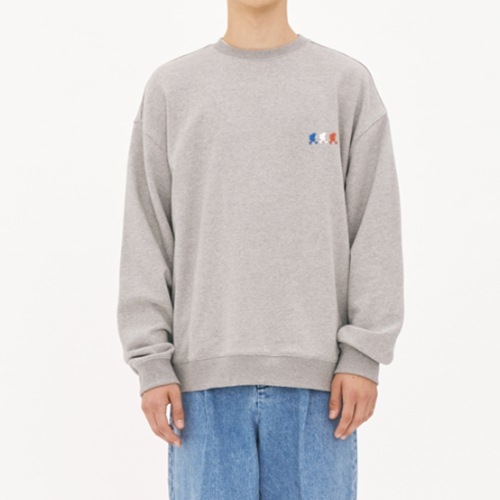 【Stray Kidsリノ着用】 ルーバーアイコングラフィックスウェットシャツ