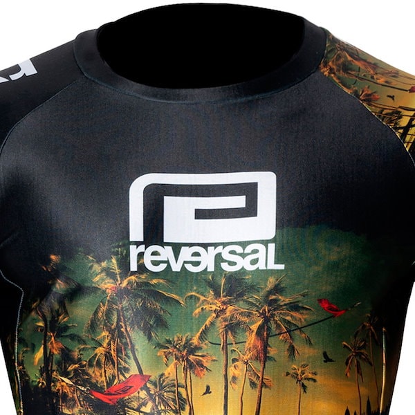 [リバーサル] 【reversal/リバーサル】ラッシュガード 半袖/RESORT Short RASH Guard rv24ss603半袖ラッシュガード マリンスポーツ 格闘技 ジム フィットネス トレーニング