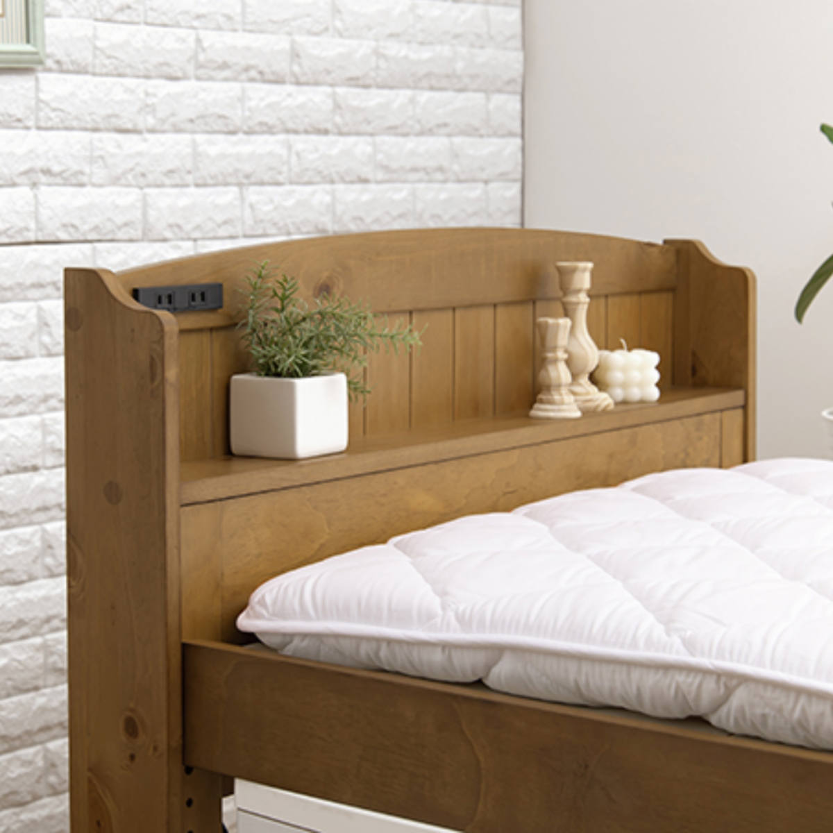 ベッド ポケットマットレス付き セミダブル 宮棚 2口コンセント 敷き布団OK 高さ調節 圧縮梱包 マットレス付 すのこ 天然木 コンセント付 厚さ19cm 寝具 ナチュラル ライトブラウン