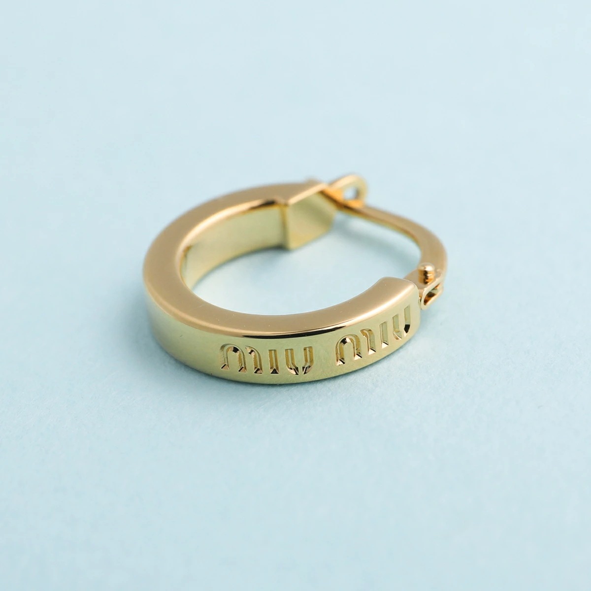 MIUMIU ミュウミュウ フープピアス 5IO102 2F6T レディース 3点セット ロゴ アクセサリー エナメルメタル カラー4色