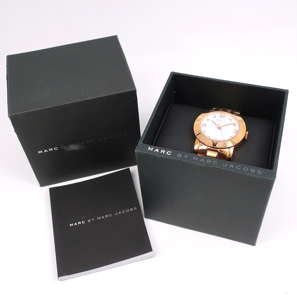 MBM3077 腕時計 ステンレススチール ゴールド クオーツ レディース 白文字盤 中古品