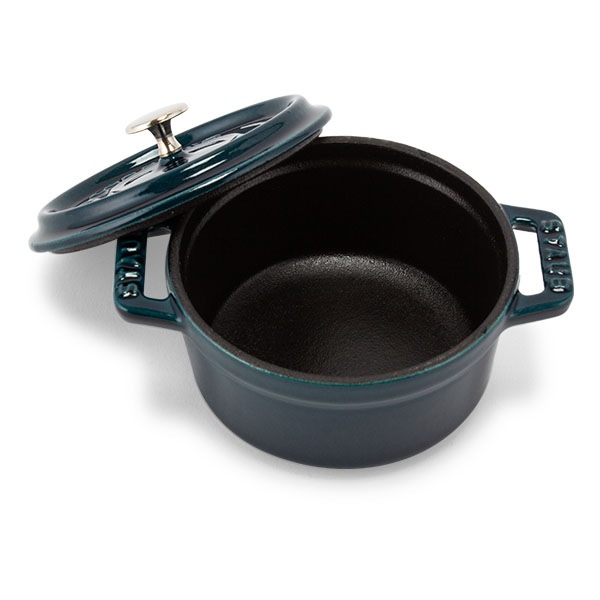 Staub ラウンド 10cm 2個... : キッチン用品 : ピコ ココット 超激安定番