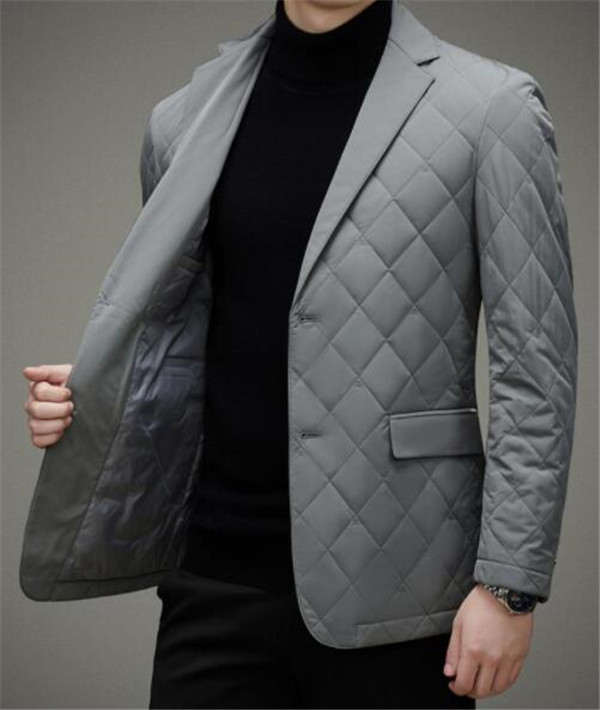 【即日発送】テーラード ダウンジャケット メンズ ダウンスーツジャンパー ダウンブルゾン ビジネス カジュアル 秋冬服 通勤通学 防風防寒 軽量 暖かい 【即日発送】テーラード ダウンジャケット メンズ ダウンスーツジャンパー ダウンブルゾン ビジネス カジュアル 秋冬服 通勤通学 防風防寒 軽量 暖かい