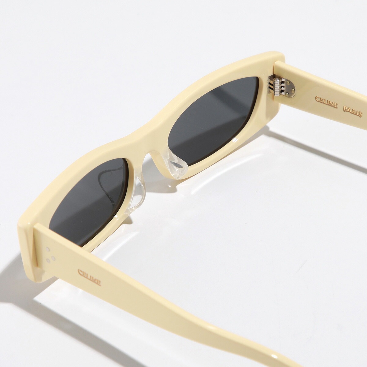 CELINE セリーヌ サングラス CL40245U レディース スクエア型 ロゴ フルリム アイウェア カラー2色 CELINE セリーヌ サングラス CL40245U レディース スクエア型 ロゴ フルリム アイウェア カラー2色